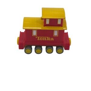 Tonka Maisto Hasbro Magnetic Train 2005 Caboose Red Yellow Fast Shipping